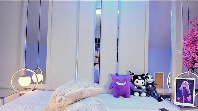 VesperVelvet online show from 11/01/25, 08:44