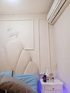 Kaylachannell online show from 02/05/26, 03:44