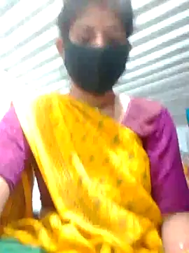 Snapshot of juhijaan2005 chatting on 09/17/25, 05:25 juhijaan2005 online show from 09/17/25, 05:25