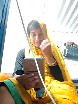 Snapshot of juhijaan2005 chatting on 09/23/25, 04:10 juhijaan2005 online show from 09/23/25, 04:10