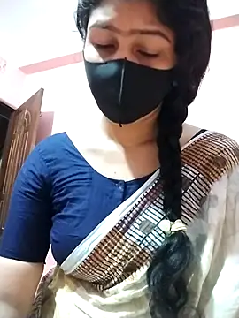 Snapshot of Prionti- chatting on 11/06/25, 02:56 Prionti- online show from 11/06/25, 02:56