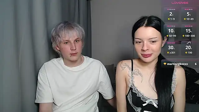 Snapshot of ChrisBumber chatting on 10/17/25, 11:18 ChrisBumber online show from 10/17/25, 11:18