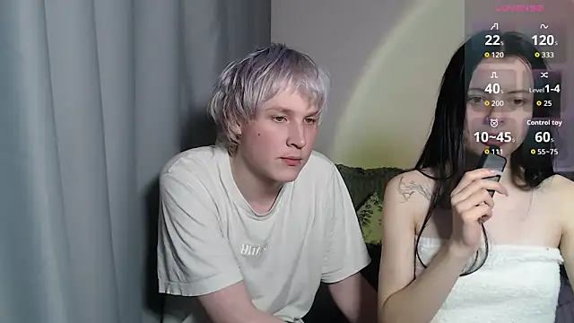 Snapshot of ChrisBumber chatting on 11/08/25, 09:13 ChrisBumber online show from 11/08/25, 09:13