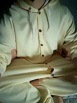 111owo111 online show from 02/28/26, 09:21