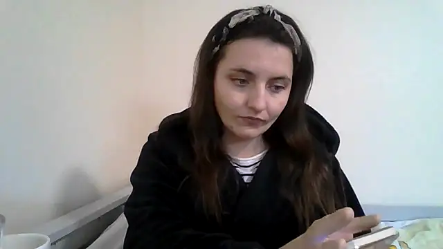 DInaraXRose online show from 12/03/25, 11:52