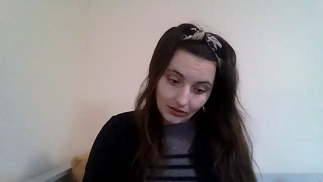 DInaraXRose online show from 02/18/26, 01:07