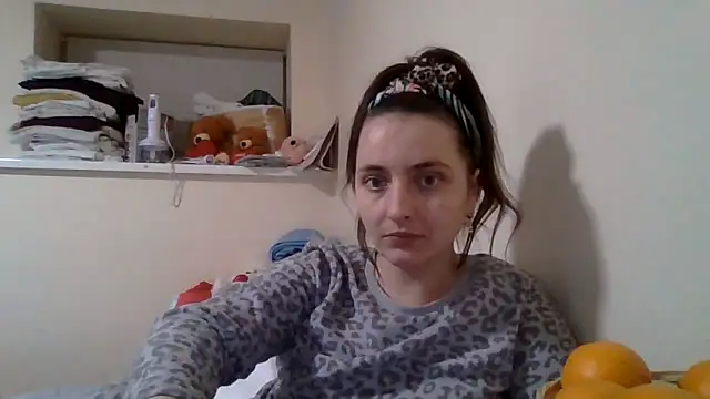 DInaraXRose online show from 03/19/26, 08:46