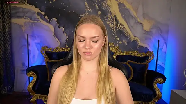 CelesteNoir online show from 11/04/25, 07:40