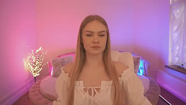 CelesteNoir online show from 02/09/26, 02:21