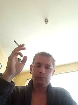 Snapshot of piercingpik chatting on 09/23/25, 12:52 piercingpik online show from 09/23/25, 12:52