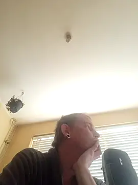 piercingpik online show from 04/02/26, 03:42