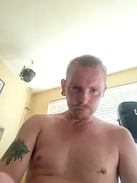 Snapshot of piercingpik chatting on 07/14/26, 07:57 piercingpik online show from 07/14/26, 07:57