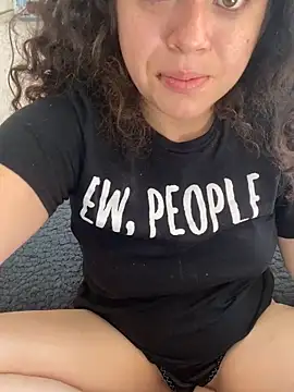 Lucy YupiSweet online show from 11/18/25, 04:44