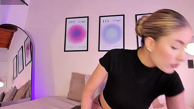 AriaMuse online show from 03/03/26, 08:04