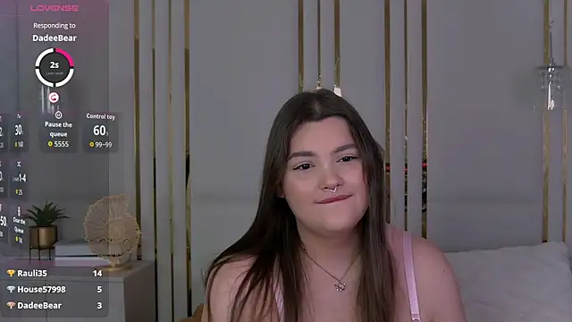 EmilyHyde online show from 10/09/25, 09:02