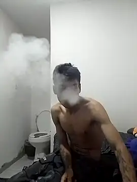 Snapshot of iRusx chatting on 11/08/25, 10:41 iRusx online show from 11/08/25, 10:41