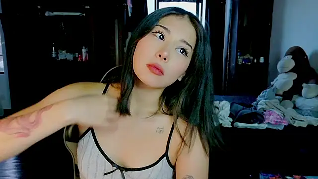 Shisuku Sophi online show from 07/08/26, 10:47