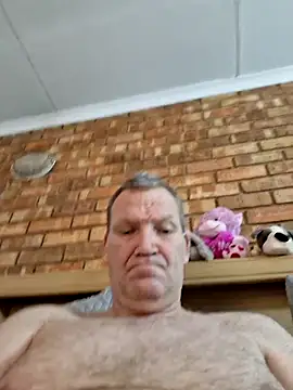 wallacelegend online show from 12/02/25, 05:46