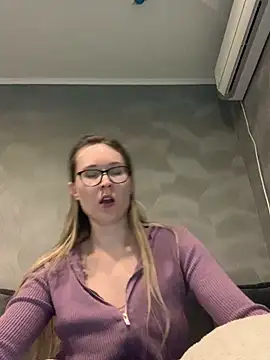 Jugira online show from 09/15/25, 04:29