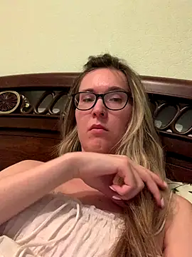 Jugira online show from 09/16/25, 06:20