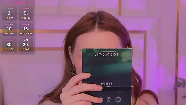 Snapshot of NancySmitts chatting on 10/20/25, 04:07 NancySmitts online show from 10/20/25, 04:07