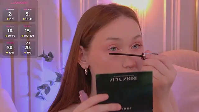 Snapshot of NancySmitts chatting on 11/15/25, 03:52 NancySmitts online show from 11/15/25, 03:52