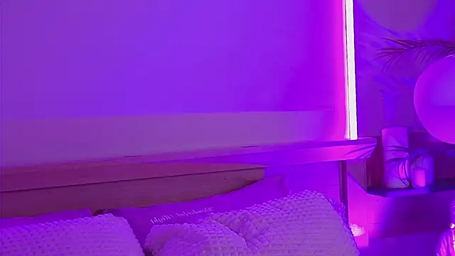 MiaEuphoria  online show from 02/12/26, 03:56