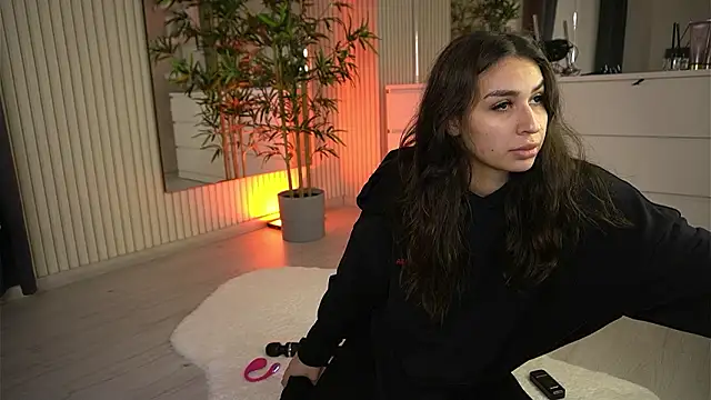 EmmaBlanco online show from 03/19/26, 06:17