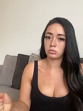 Snapshot of ItsCOCOx chatting on 09/11/25, 02:50 ItsCOCOx online show from 09/11/25, 02:50