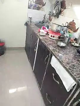 Pihu Chopra online show from 12/05/25, 03:37