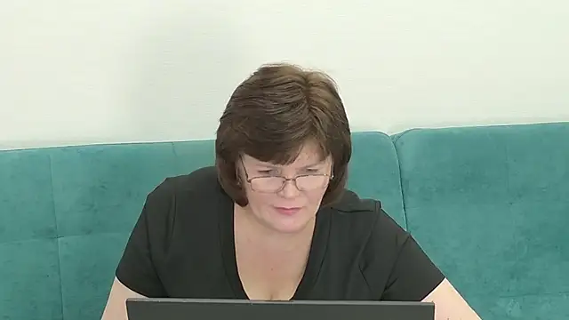 Sandra Sunrise online show from 11/29/25, 09:01