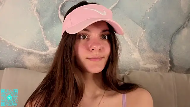 chloemilka online show from 04/19/26, 05:45