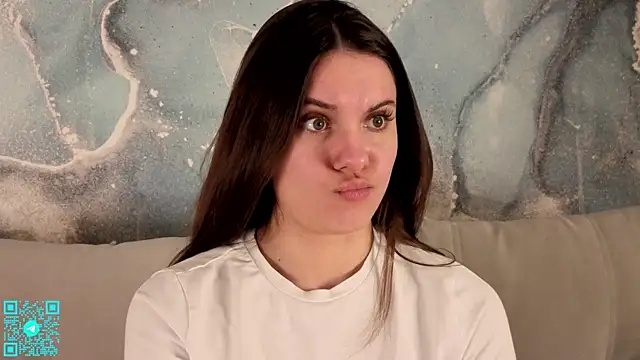 chloemilka online show from 04/20/26, 05:37