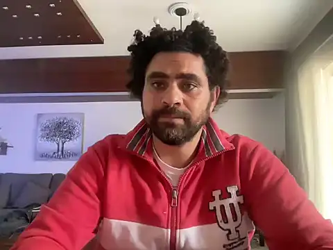 Snapshot of curiousxs chatting on 03/31/26, 02:17 curiousxs online show from 03/31/26, 02:17