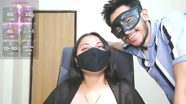 SassyWildCouple online show from 02/01/26, 04:38