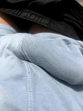 Snapshot of Coloureddickforyou chatting on 11/10/25, 10:20 Coloureddickforyou online show from 11/10/25, 10:20