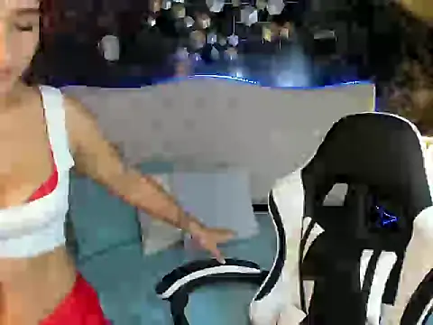 salome rojas  online show from 11/10/25, 09:03