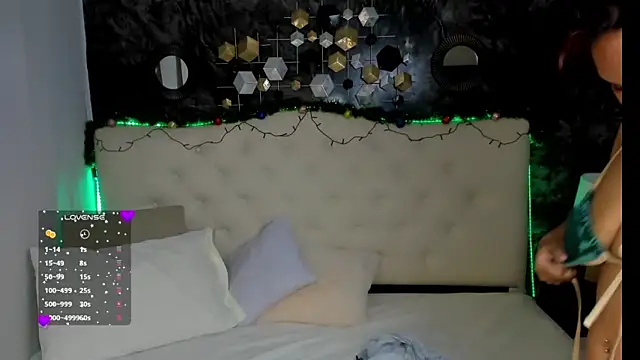 salome rojas  online show from 12/03/25, 09:24