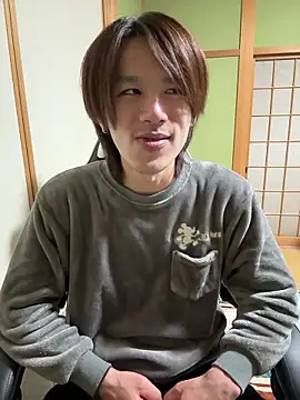 Snapshot of koushi_9213 chatting on 01/13/26, 02:44 koushi 9213 online show from 01/13/26, 02:44