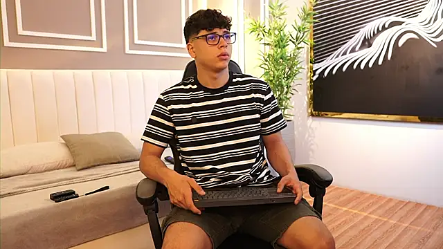 Ethan occonor online show from 12/20/25, 12:45