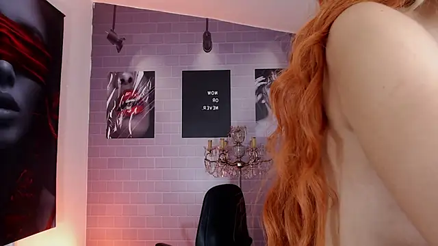 Snapshot of aleesha_cameron02 chatting on 12/04/25, 07:22 aleesha cameron02 online show from 12/04/25, 07:22