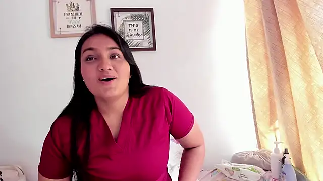 selena jhonson online show from 10/18/25, 03:35