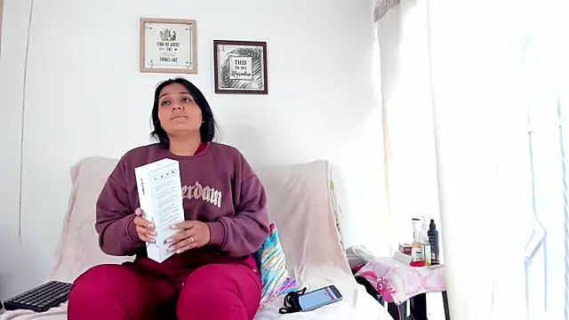 selena jhonson online show from 02/27/26, 03:01