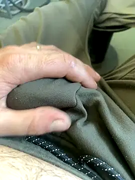 Marius1991 online show from 10/20/25, 07:20