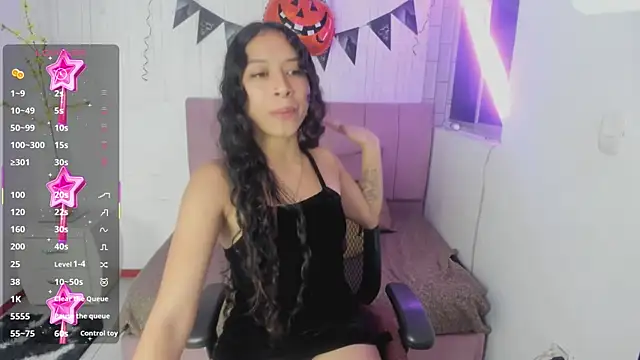 anna moon11 online show from 10/18/25, 04:59