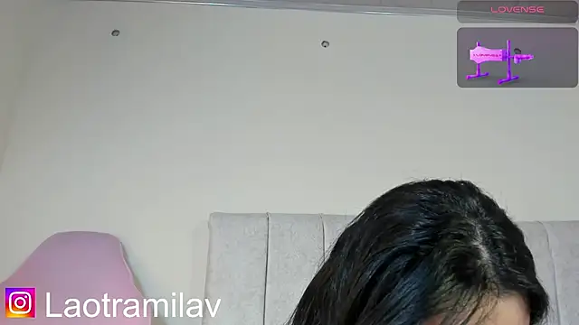 Snapshot of juliettaa_1 chatting on 04/25/26, 12:02 juliettaa 1 online show from 04/25/26, 12:02