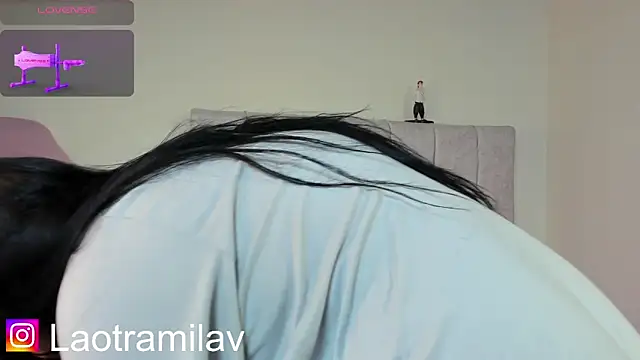 Snapshot of juliettaa_1 chatting on 05/17/26, 01:03 juliettaa 1 online show from 05/17/26, 01:03