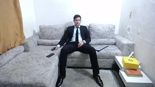 Victor Maitland online show from 03/24/26, 03:44