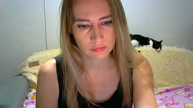 JessFoxxx online show from 11/13/25, 03:38