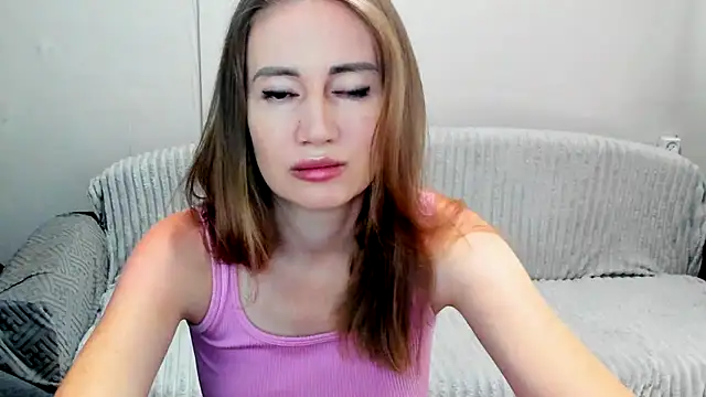 Snapshot of JessFoxxx chatting on 06/19/26, 03:22 JessFoxxx online show from 06/19/26, 03:22